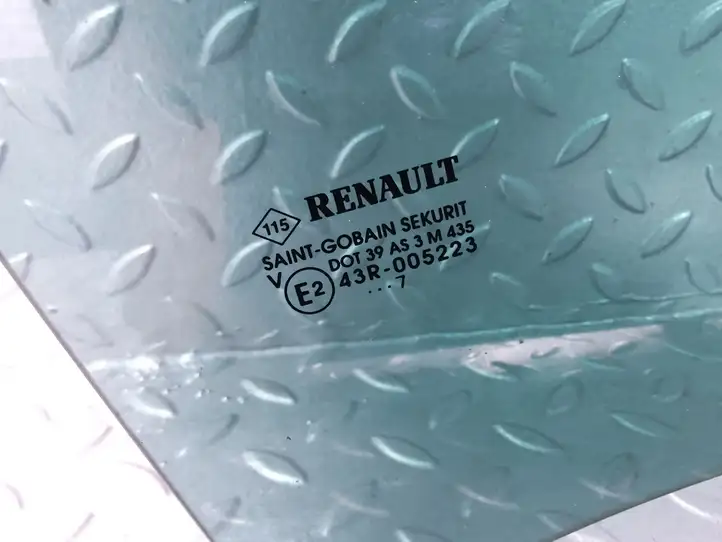 Renault Clio III (2005 - 2012) QA1024757 Стекло задней двери — фото 2