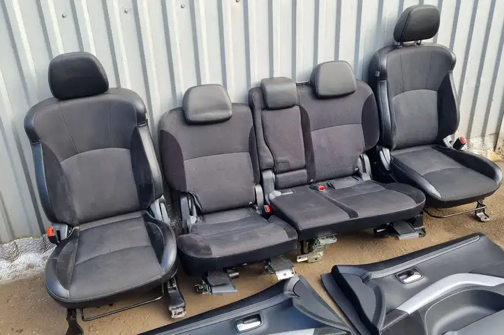 Mitsubishi Outlander (2007 - 2012) 75001AR Комплект отделки дверей — фото 6