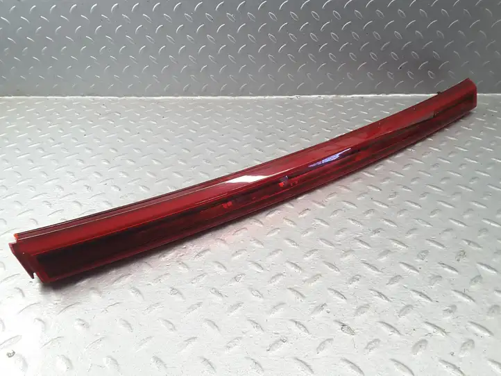 Hyundai i20 (BC3 BI3) (2020 - ) Задний катафот — фото 1