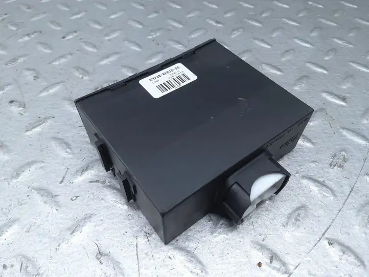 Toyota Aygo AB10 (2005 - 2008) 897400H01000 Модуль комфорта — фото 2