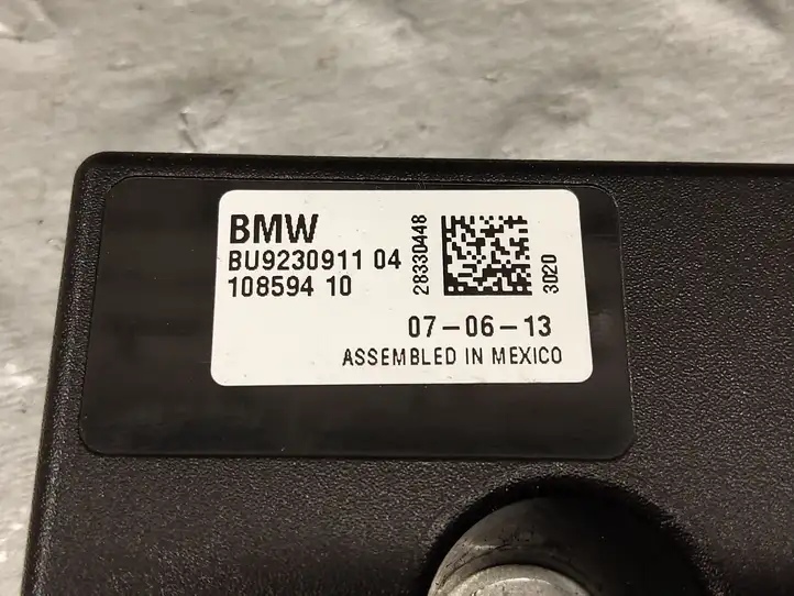 BMW 3 F30 F35 F31 (2012 - 2018) 9230911 Усилитель антенны — фото 3