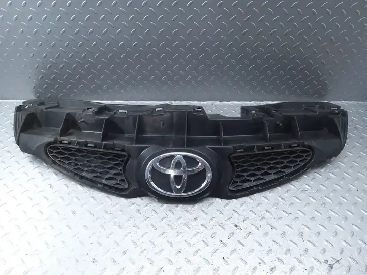 Toyota Aygo AB10 (2005 - 2008) 531110H010 Верхняя решетка радиатора — фото 2