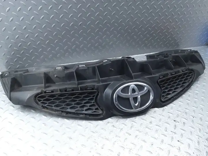 Toyota Aygo AB10 (2005 - 2008) 531110H010 Верхняя решетка радиатора — фото 3