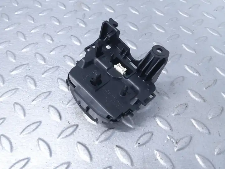 Toyota RAV 4 (XA40) (2012 - 2018) 75E566 Кнопки на рулевом колесе — фото 4
