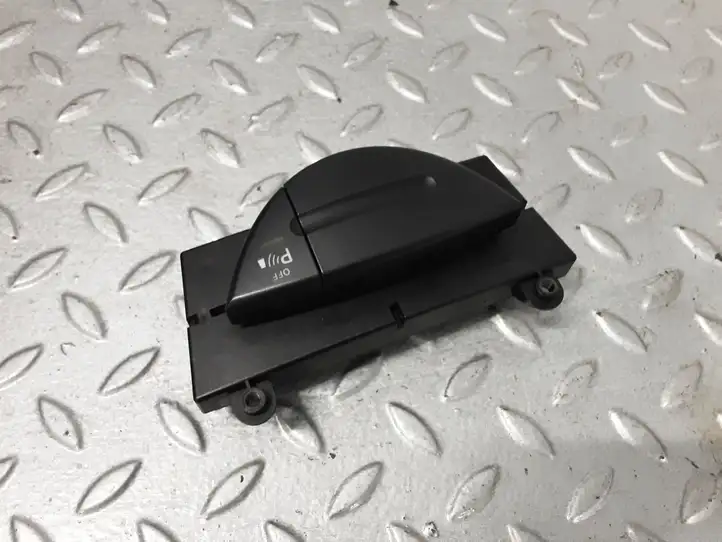 Mercedes-Benz E W211 (2002 - 2009) A2118216958 Кнопка парктроника — фото 2