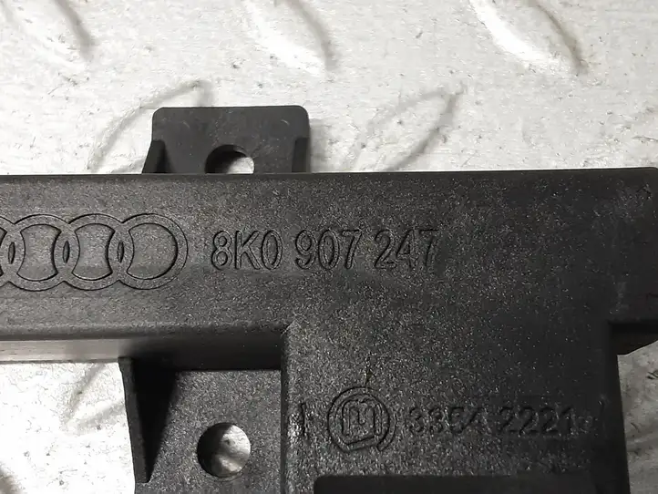 Audi A8 S8 D4 4H (2010 - 2014) 8K0907247 Антенна системы Keyless — фото 2