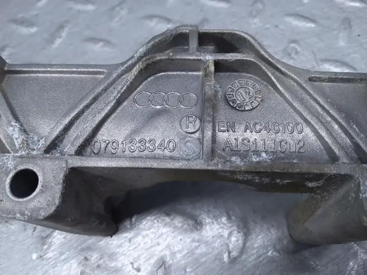 Audi A8 S8 D4 4H (2010 - 2014) 079133340 Держатель форсунки — фото 3