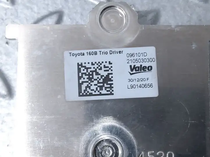 Toyota Corolla E210 E21 (2018 - ) 096101D Блок розжига ксенона — фото 5