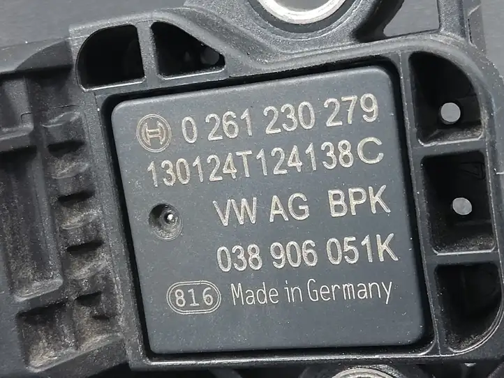 Audi A8 S8 D4 4H (2010 - 2014) 0261230279 Датчик давления воздуха впуска — фото 2