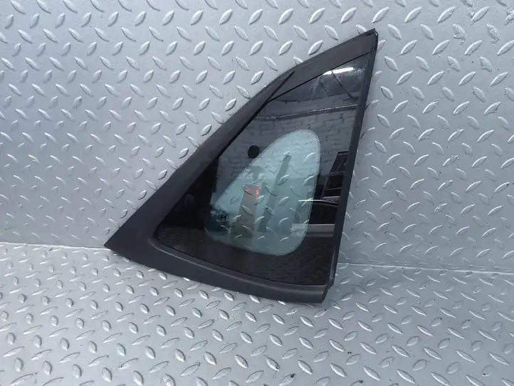 Hyundai i20 (BC3 BI3) (2020 - ) Заднее боковое стекло — фото 2