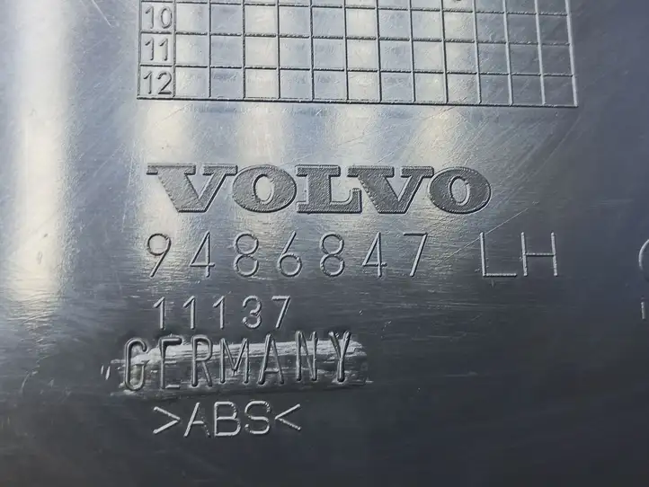 Volvo S40 (2007 - 2012) 9486847 Нижняя обшивка стойки B — фото 10