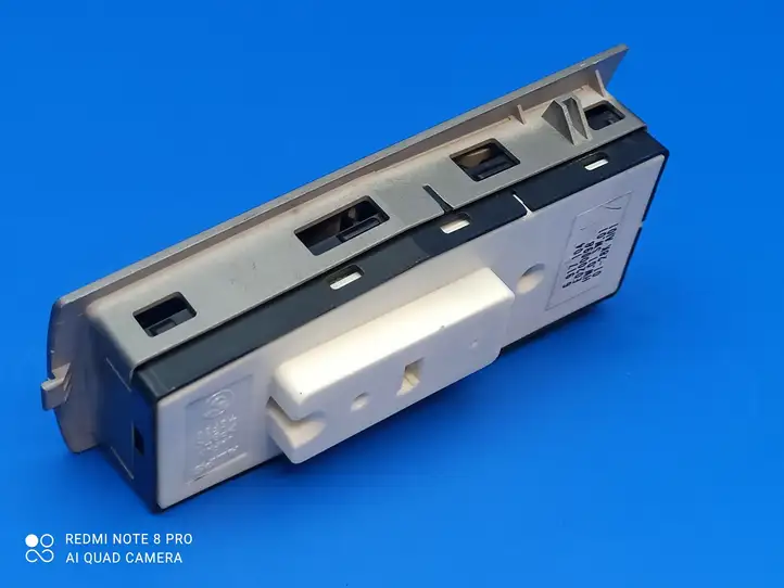 BMW 7 E65 E66 (2001 - 2008) 6917104 Кнопка стеклоподъемников — фото 5
