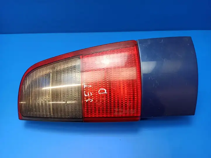 Seat Cordoba (6K) (1999 - 2002) 6K0945112B Задний фонарь в кузове — фото 1