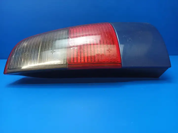 Seat Cordoba (6K) (1999 - 2002) 6K0945112B Задний фонарь в кузове — фото 7