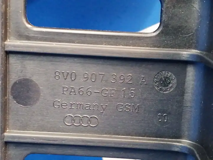 Audi A3/S3 8V (2012 - 2016) 8V0907392A Прочие детали салона — фото 10