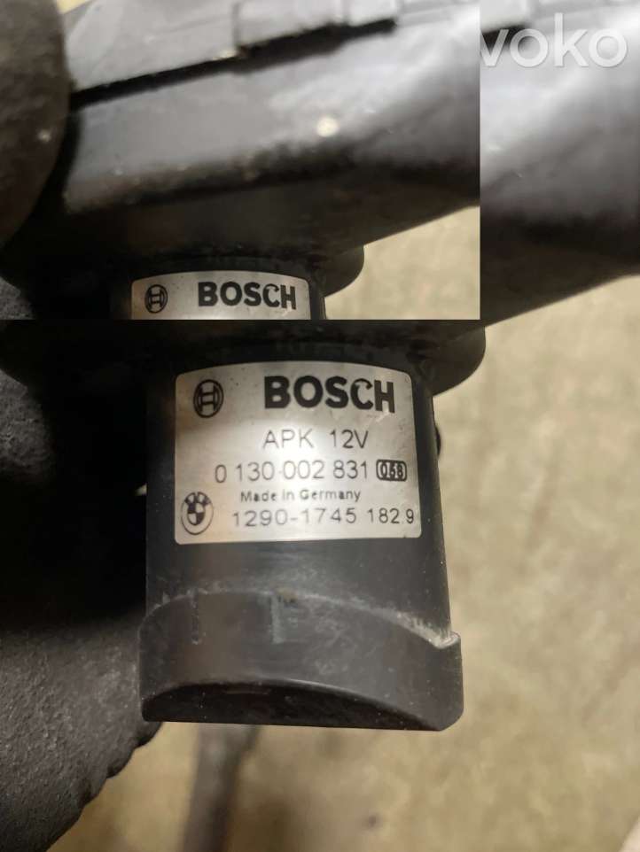 BMW 5 E39 (1996 - 2003)  0130002831 Вентилятор  охлаждения блока управления двигателем