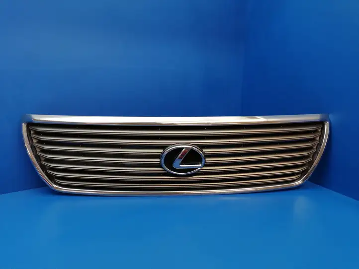 Lexus LS 430 (2000 - 2003) 5315550050 Передняя решетка — фото 1
