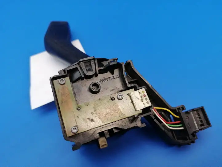 Volkswagen Golf V (2003 - 2009) 1K0953513 Подрулевой переключатель — фото 4
