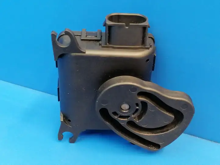Volkswagen Polo (2001 - 2005) 01328012061 Двигатель задвижки потока воздуха — фото 5