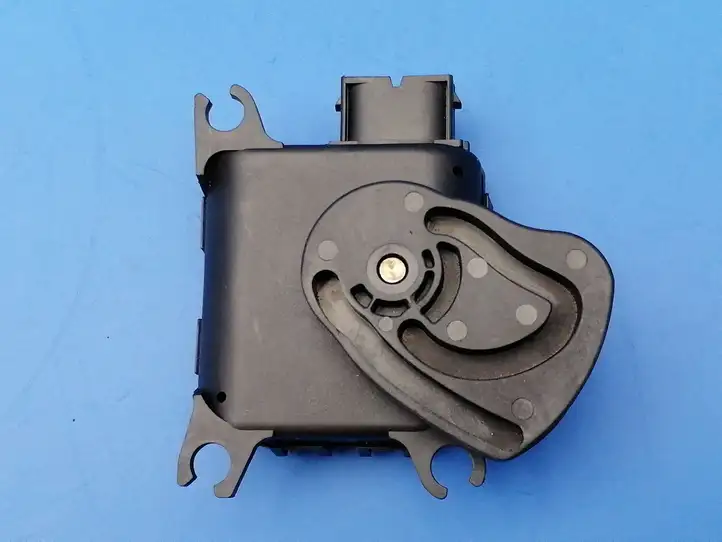 Volkswagen Polo (2001 - 2005) 01328012061 Двигатель задвижки потока воздуха — фото 10