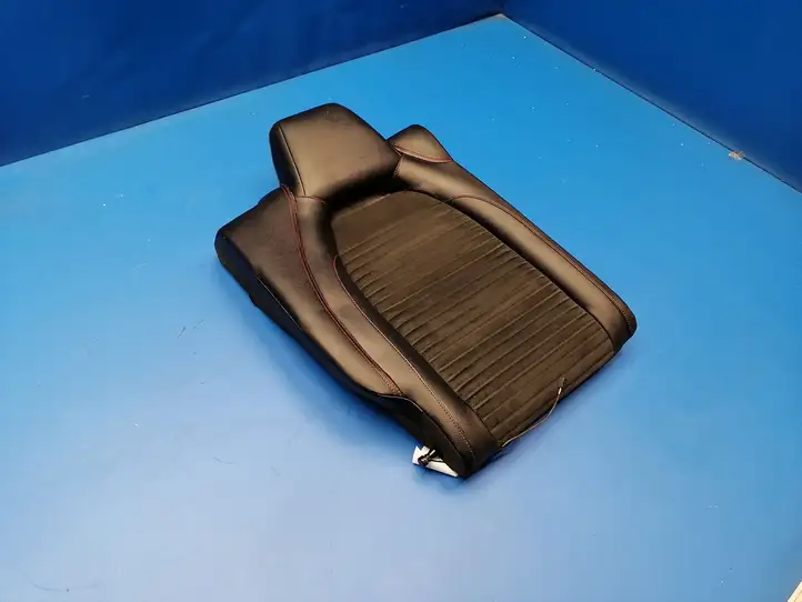 Mercedes-Benz CLA C117,X117,W117 (2013 - 2019) CLA117 Заднее сиденье — фото 3
