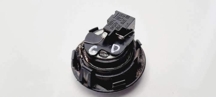 Opel Zafira (1999 - 2003)  90379282 Высокочастотный динамик задних дверей 