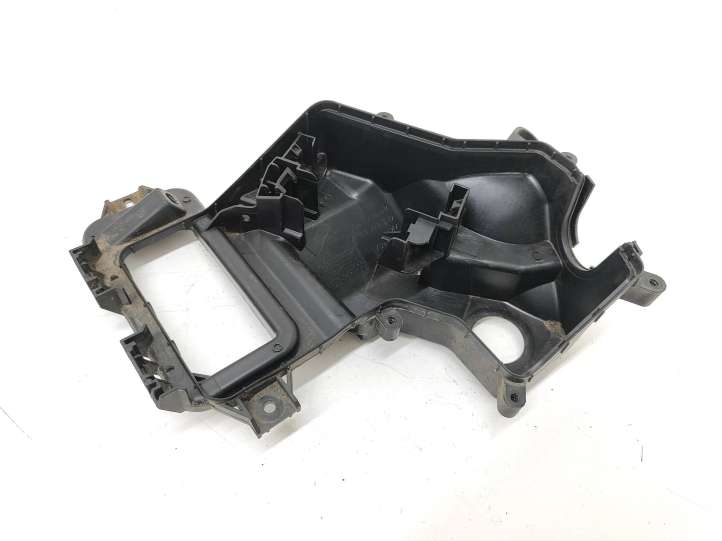 Audi A6 (2004 - 2008)  4F1937575A Крышка ящика предохранителей