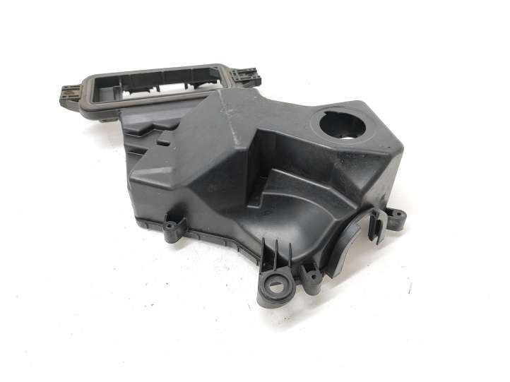 Audi A6 (2004 - 2008)  4F1937575A Крышка ящика предохранителей