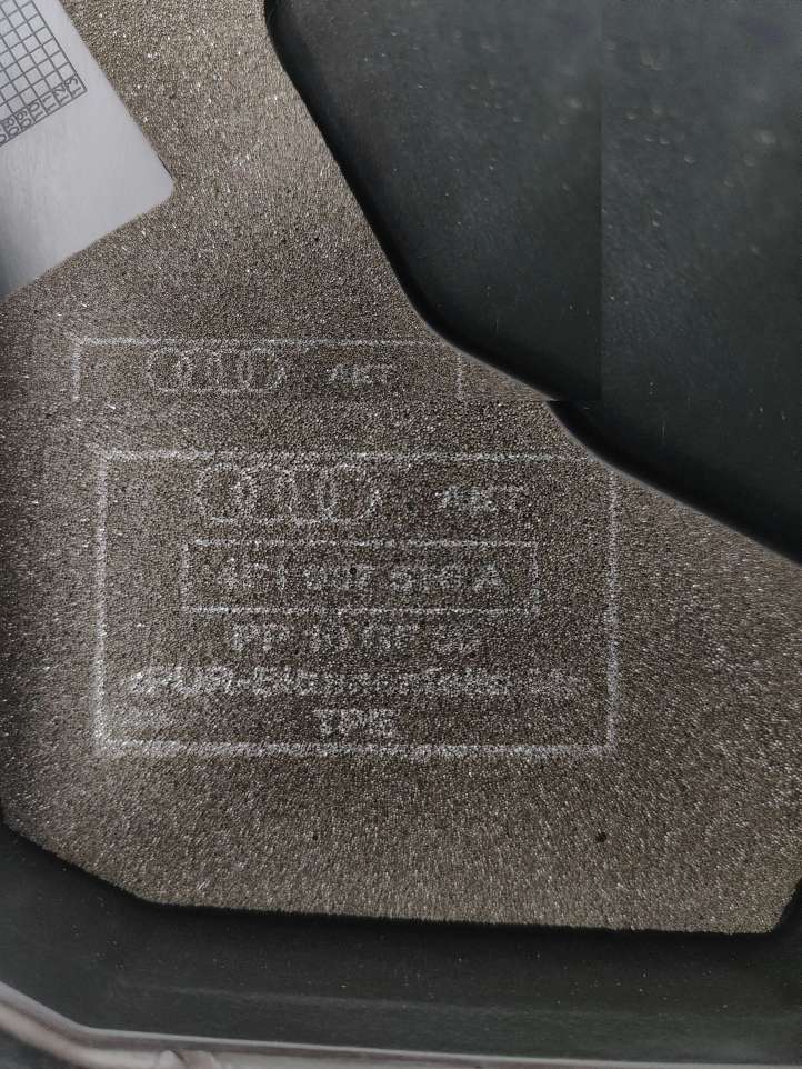 Audi A6 (2004 - 2008)  4F1997578A Крышка ящика предохранителей