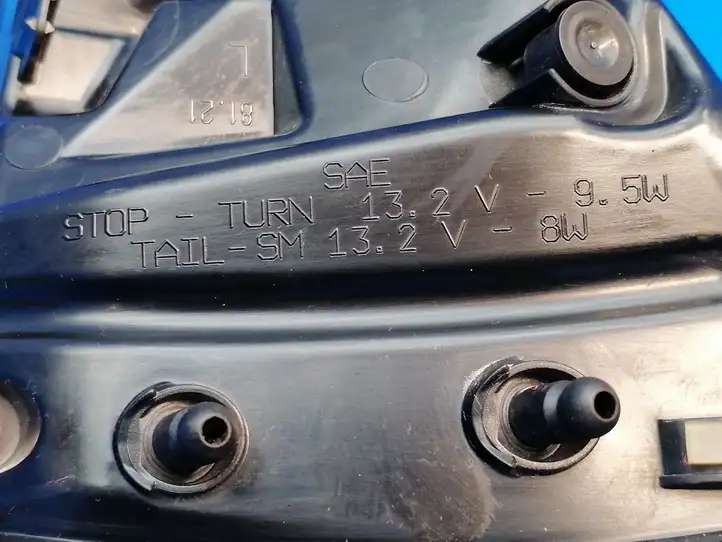 Audi A3/S3 8V (2012 - 2016) 8V5945095A Задний фонарь в кузове — фото 2