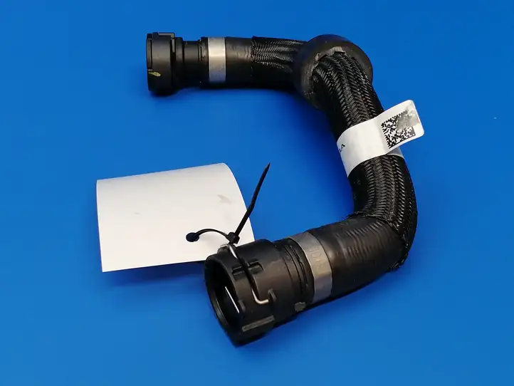 Land Rover Evoque II (2018 - ) K8D28B160BA Шланги системы охлаждения — фото 2
