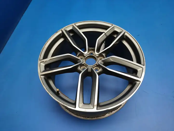 Audi A3/S3 8V (2012 - 2016) 8V0601025AB Легкосплавный колесный диск R19 — фото 1