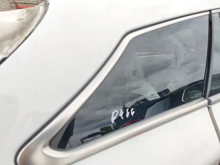 Hyundai i40 (2011 - ) 43R000083 Заднее боковое стекло — фото 1