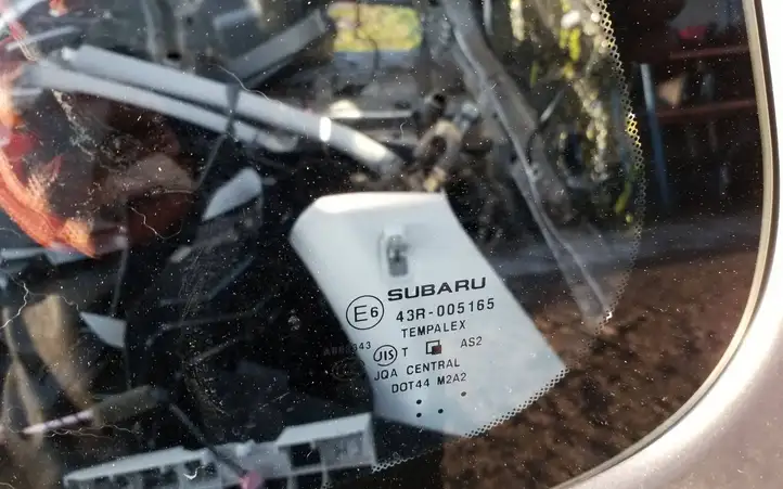 Subaru Forester SH (2008 - 2013) 43R005165 Заднее боковое стекло — фото 3