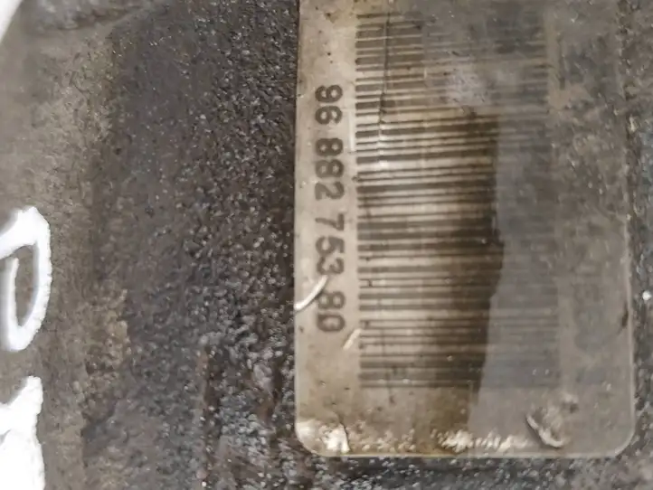 Peugeot 5008 (2013 - 2016)  9688275380 Передний суппорт