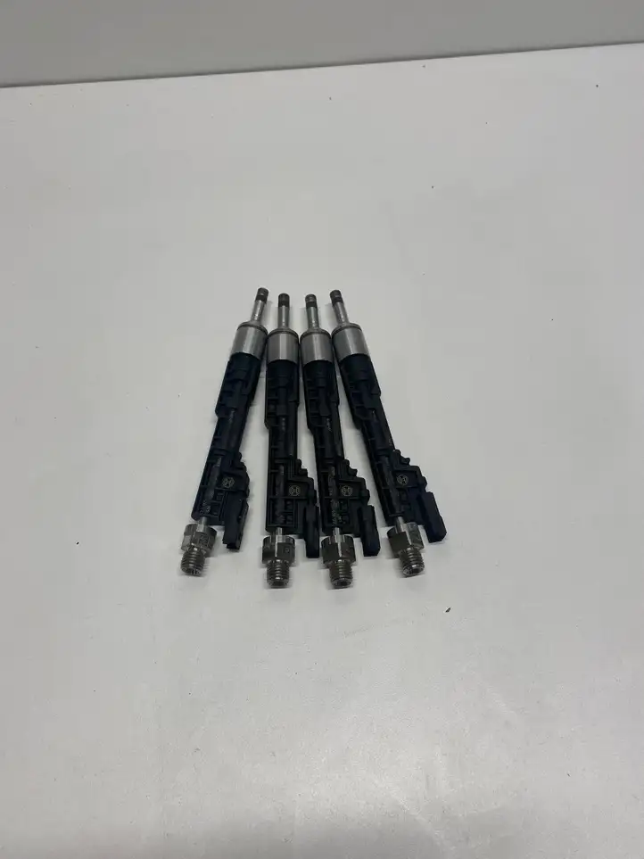 BMW 4 F32 F33 (2013 - 2017)  0261500172 Комплект жиклеров (форсунок)