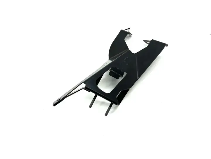 BMW 3 E90 E91 (2005 - 2012)  6774767 Другая деталь отсека двигателя