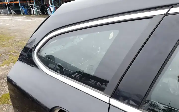 Volvo V60 (2013 - 2018) 43R001564 Заднее боковое стекло — фото 2