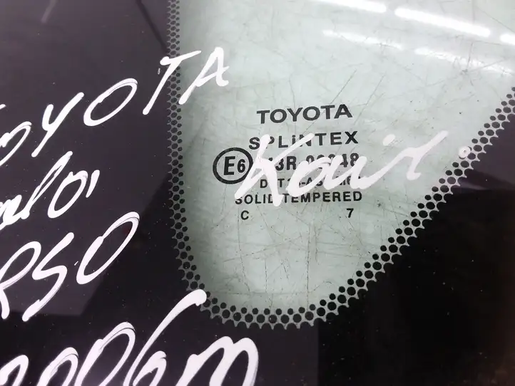 Toyota Corolla Verso AR10 (2004 - 2009) AS2 Заднее боковое стекло — фото 3