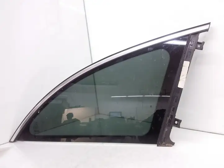 Mercedes-Benz R W251 (2005 - 2013) A2516700805 Заднее боковое стекло — фото 1