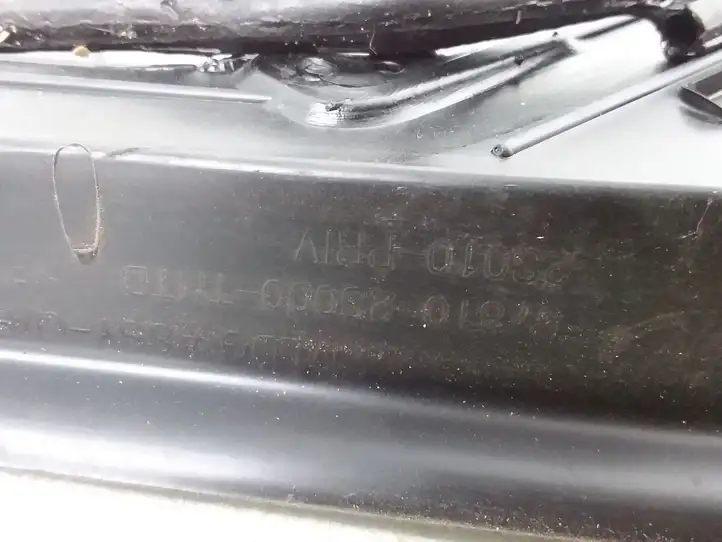 Hyundai ix35 (2009 - 2013) 878102S000 Заднее боковое стекло — фото 4