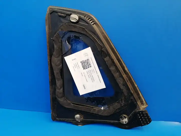 Nissan 370Z (2008 - 2014) 833061EA0A Заднее боковое стекло — фото 2