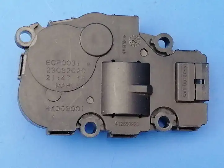 Land Rover Evoque II (2018 - ) EGP0031 Двигатель задвижки потока воздуха — фото 8