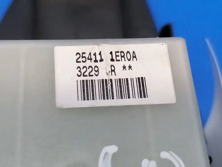 Nissan 370Z (2008 - 2014) 254111ER0A Кнопка стеклоподъемников — фото 4