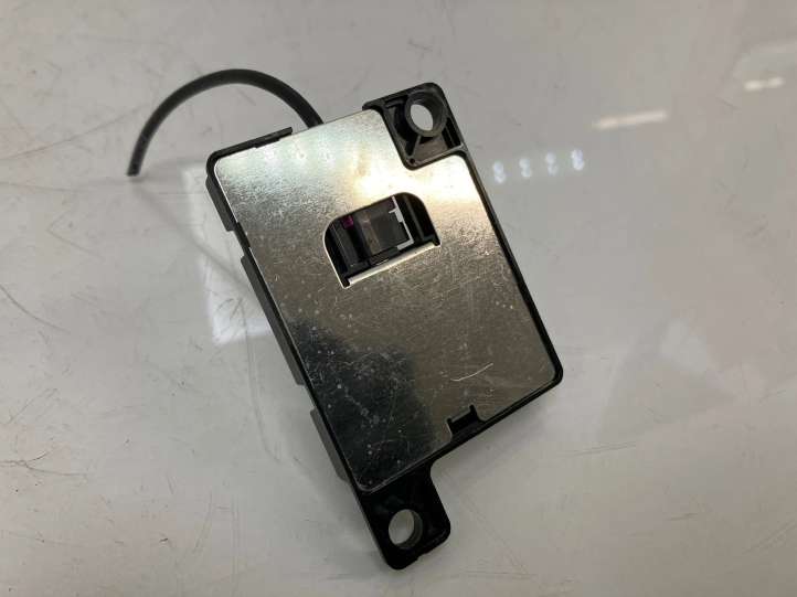 BMW X5 E70 (2006 - 2013)  6928461 Антенна Bluetooth
