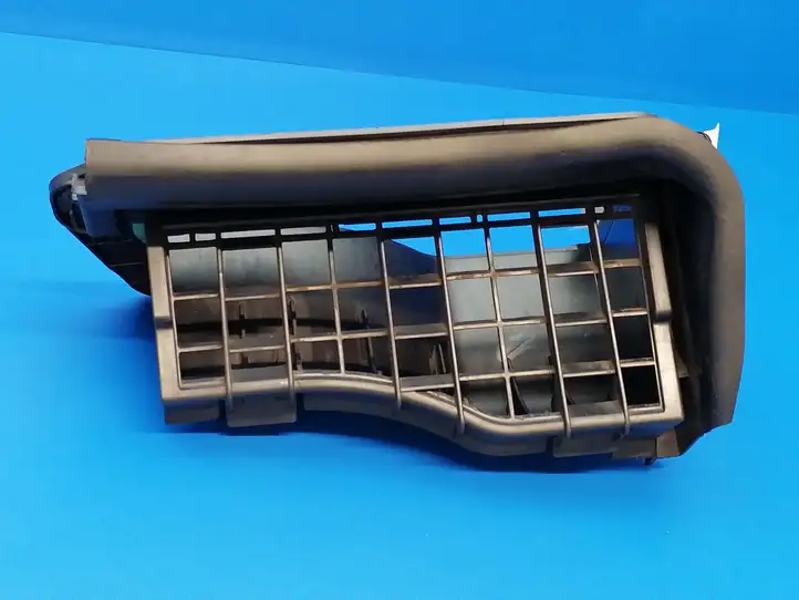 Mercedes-Benz CLA C117,X117,W117 (2013 - 2019) A2468300323 Детали воздухозаборника — фото 8