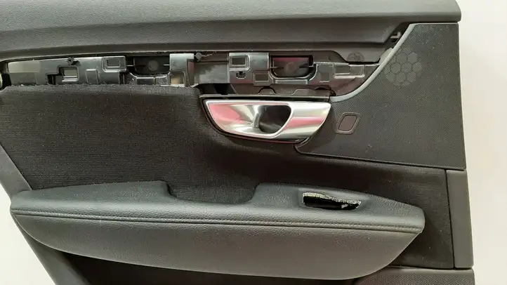 Volvo S90, V90 (2016 - 2020) 31393232 Обшивка задней двери — фото 9