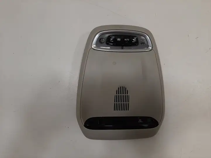 Volvo S90, V90 (2016 - 2020) 31479613 Передняя подсветка — фото 1