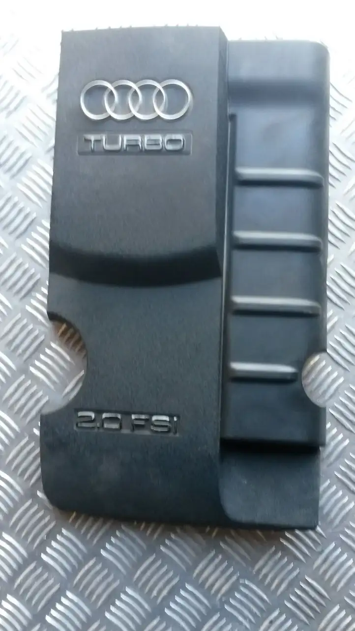 Audi A4 S4 B7 8E 8H (2004 - 2009) 8E0121049L Крышка двигателя декоративная — фото 1