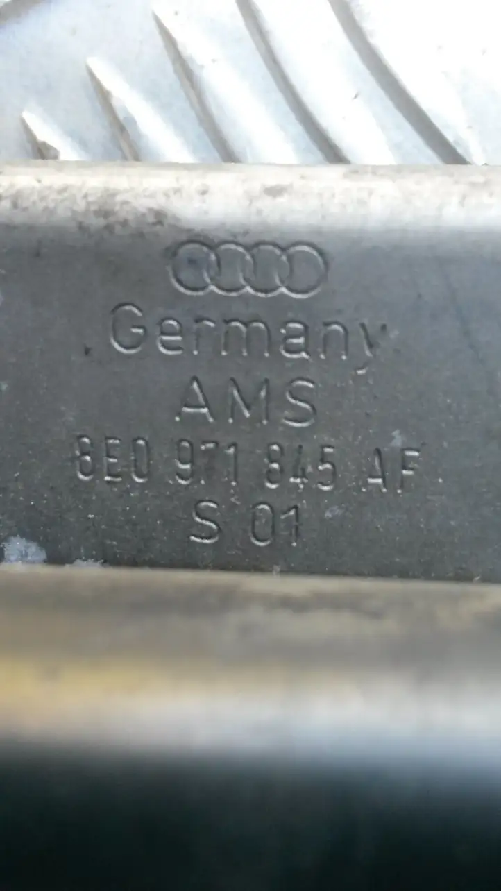 Audi A4 S4 B7 8E 8H (2004 - 2009) 06D121065J Шланги системы охлаждения — фото 4